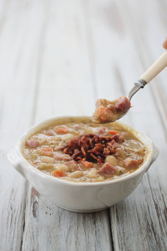 15 of the Best Crock Pot Recipes White Bean and Ham Soup