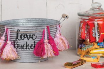 Candy Bucket